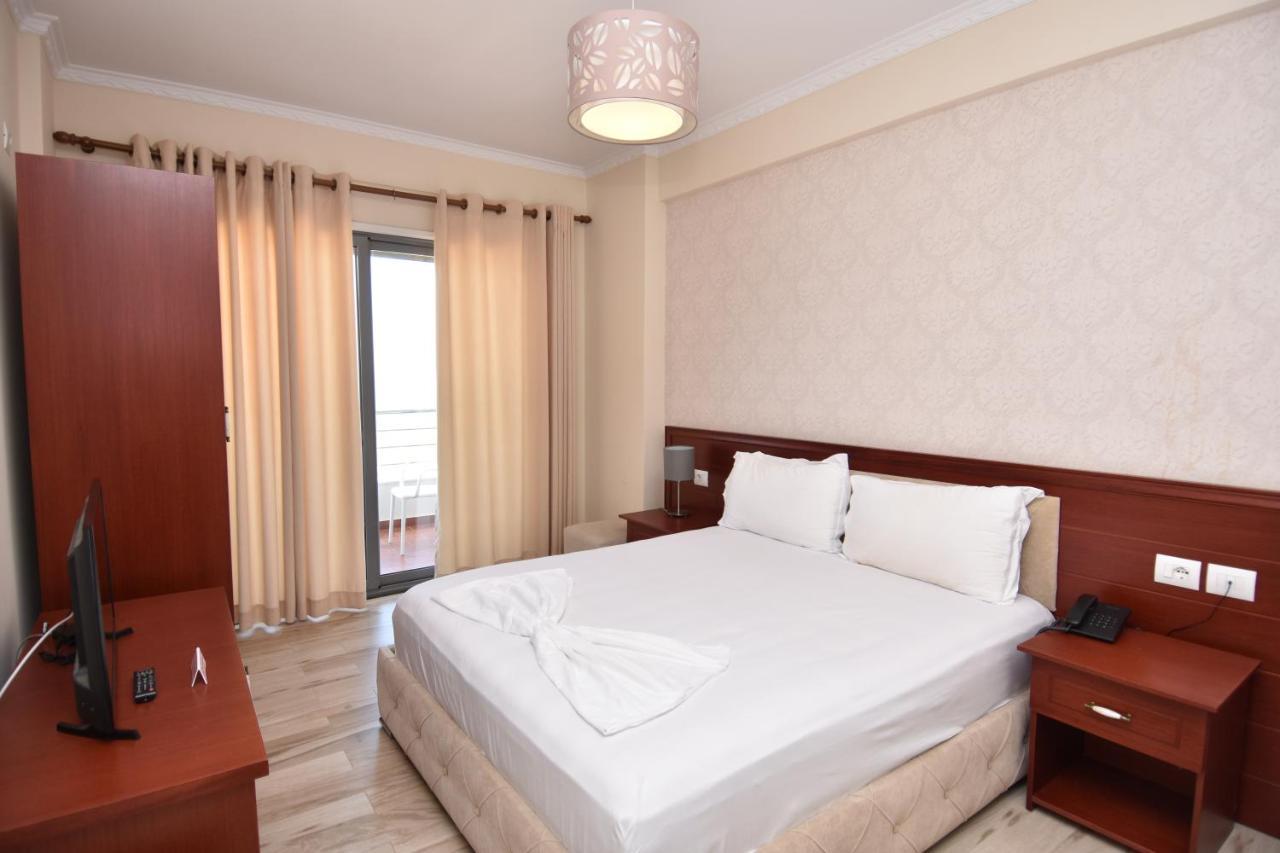 Hotel Summer Stars Vlorë Extérieur photo