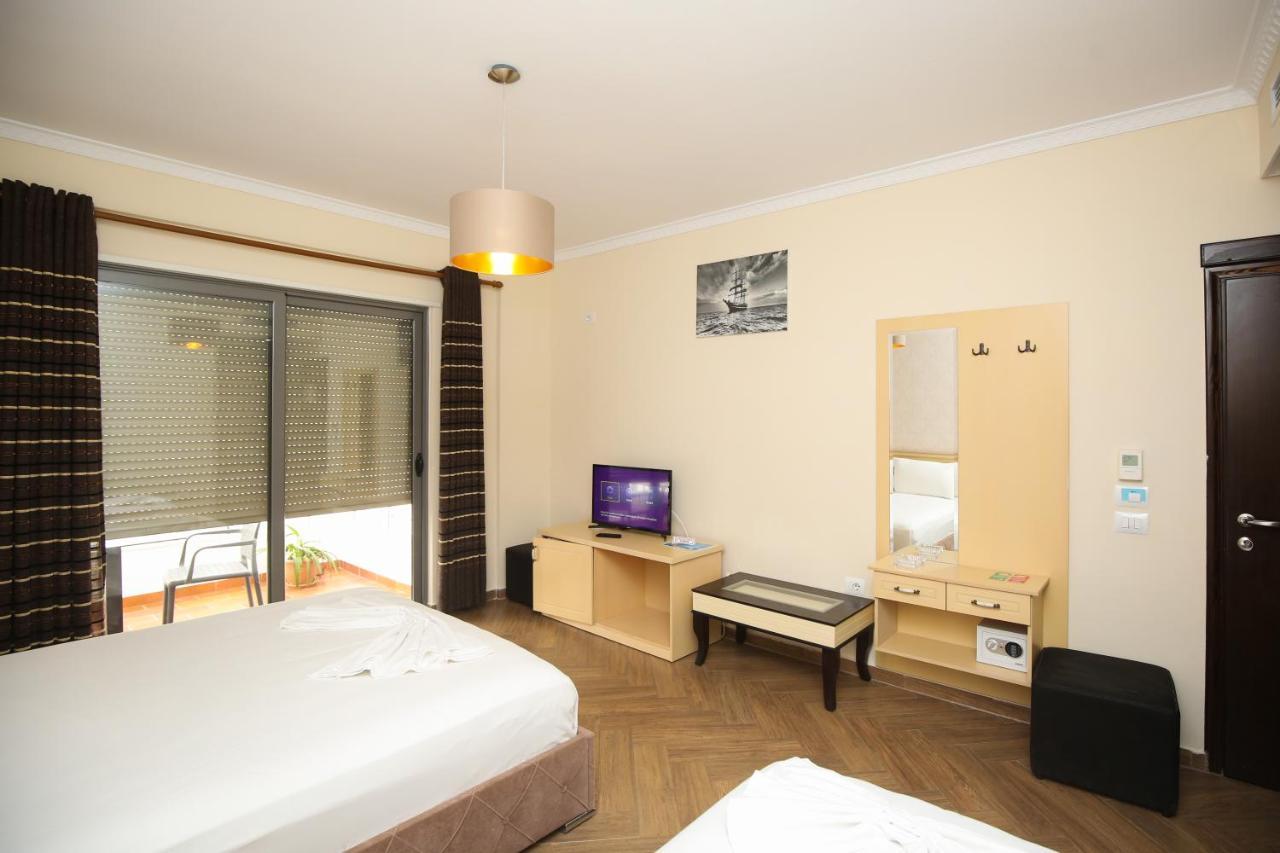Hotel Summer Stars Vlorë Extérieur photo
