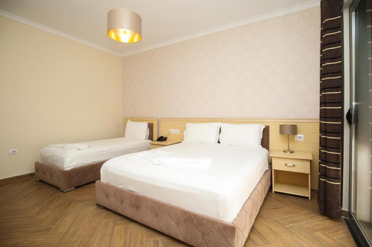Hotel Summer Stars Vlorë Extérieur photo