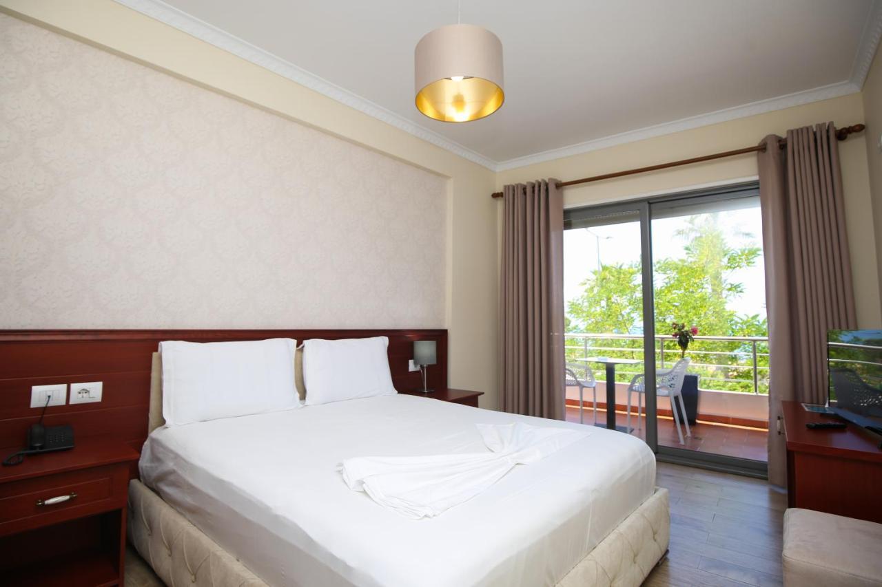 Hotel Summer Stars Vlorë Extérieur photo