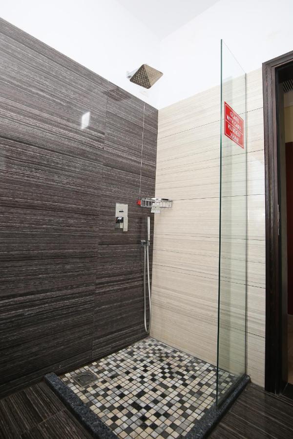 Hotel Summer Stars Vlorë Extérieur photo