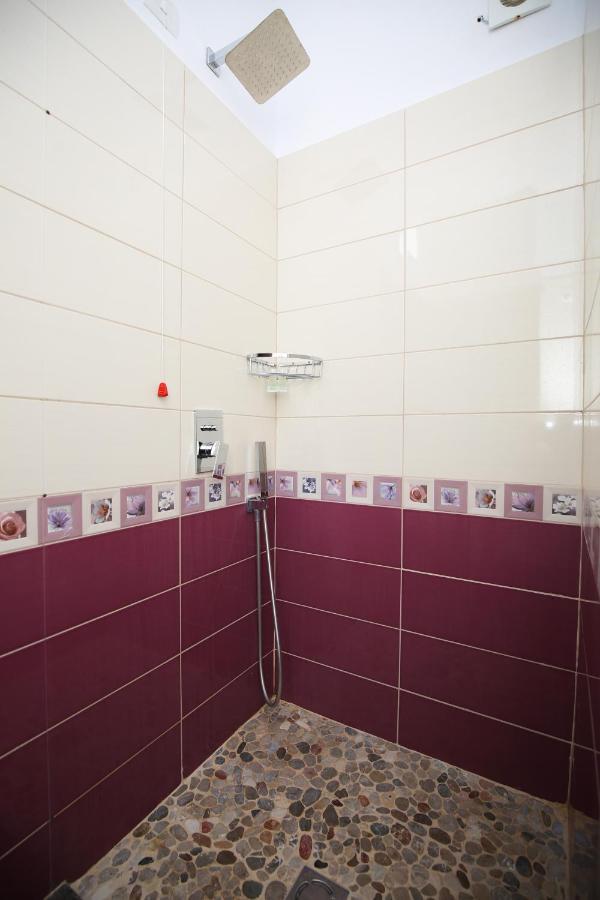 Hotel Summer Stars Vlorë Extérieur photo